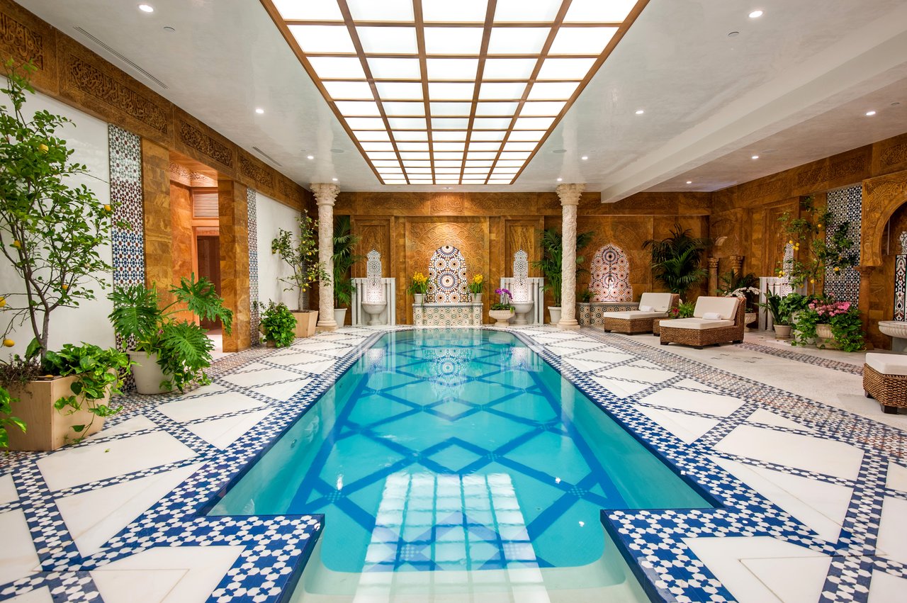 904 N Crescent Drive, Beverly Hills