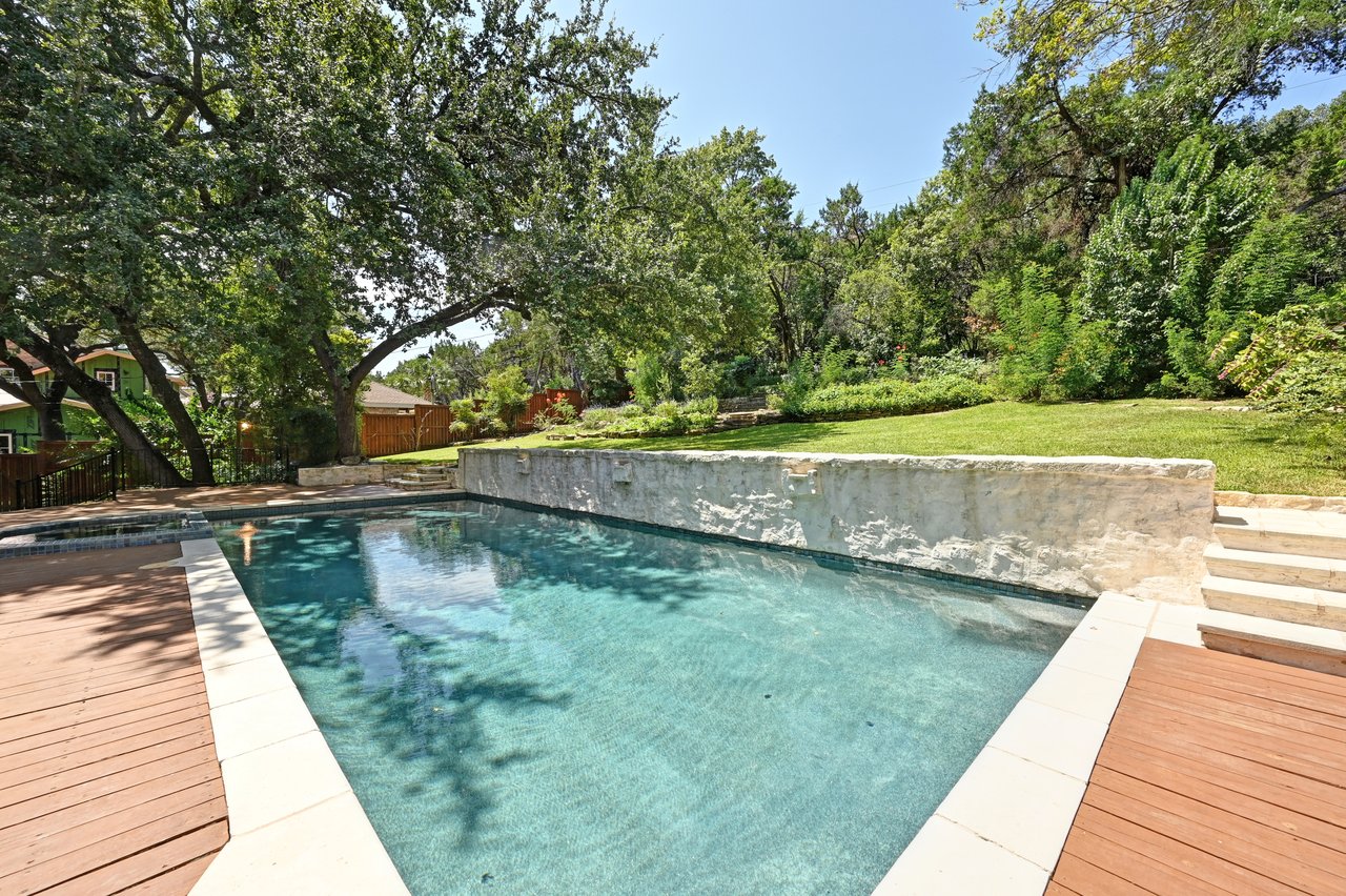 4207 Bennedict Lane