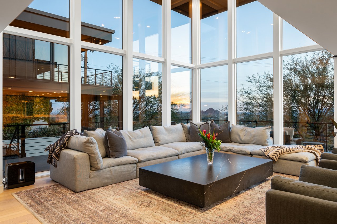 5419 E VALLE VISTA Road