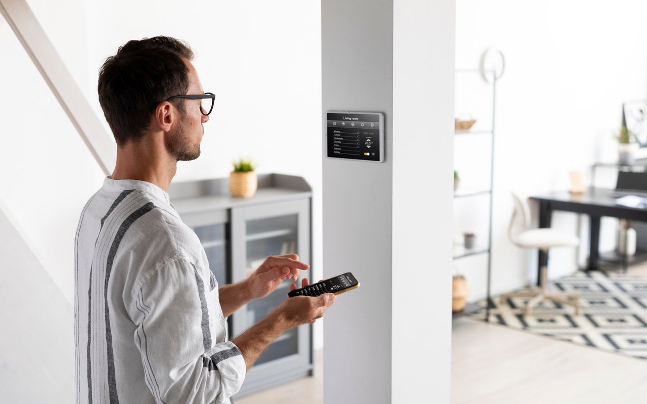 Real Estate Agents Reveal The Top Residential Tech Trends Of 2023