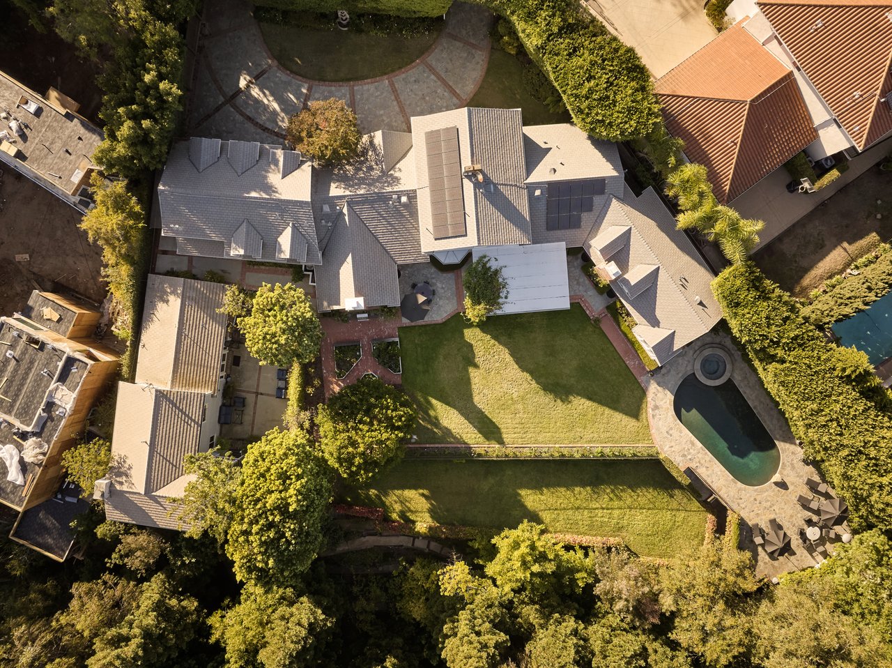 196 Granville Ave, Brentwood