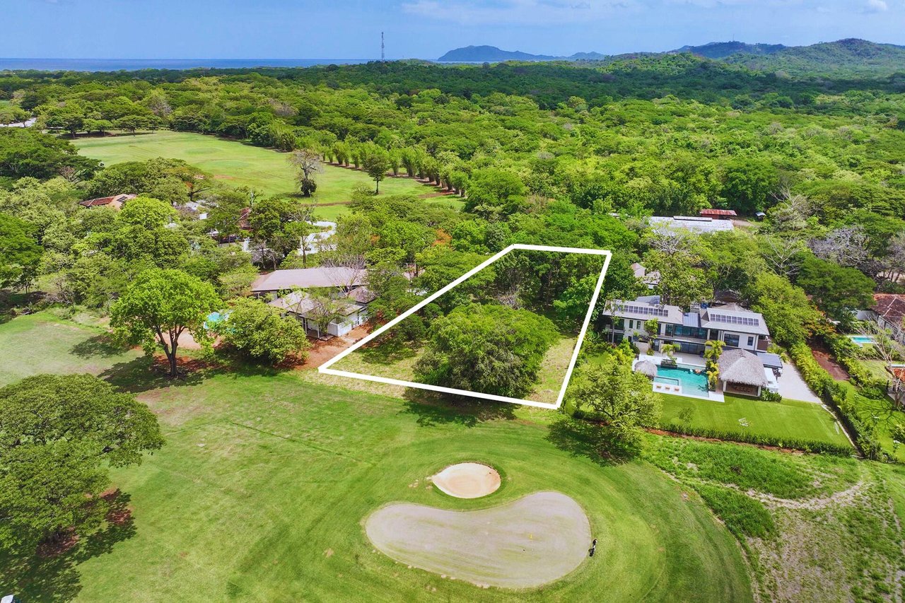 Rare Golf Front Estate Parcel | No HOA | 5,000m² in Hacienda Pinilla