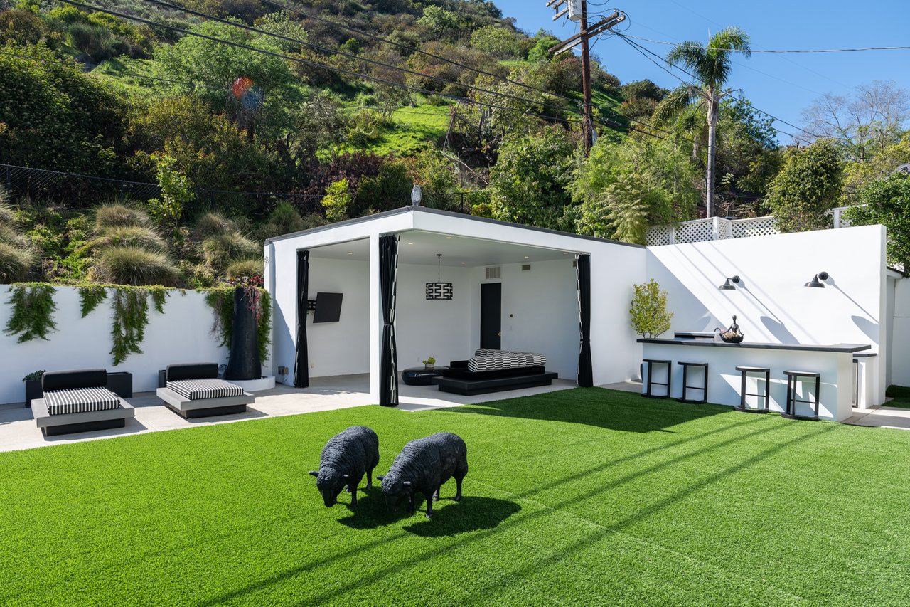 1619 San Ysidro Dr, Beverly Hills