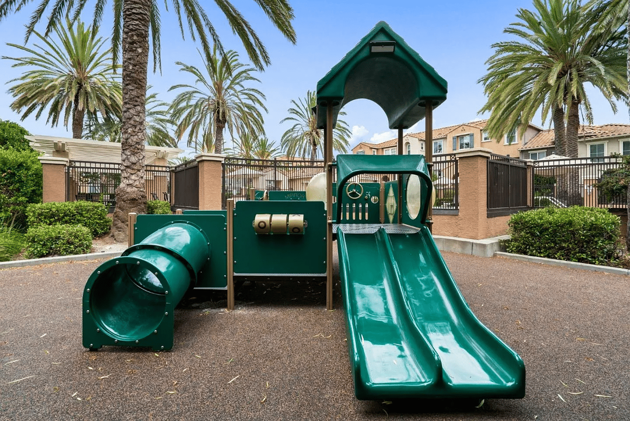 4505 Saint Palais Pl