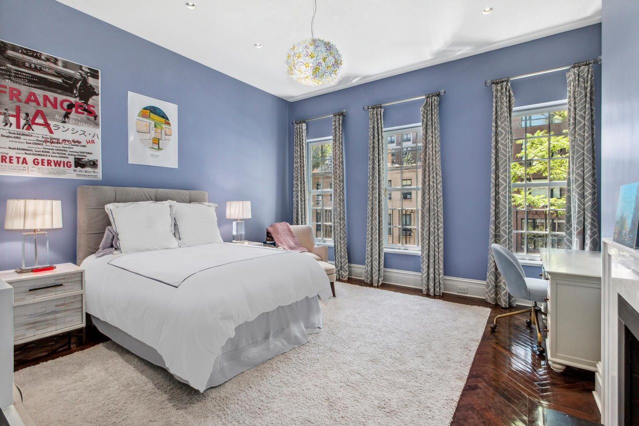 180 E 75TH St - In Contract