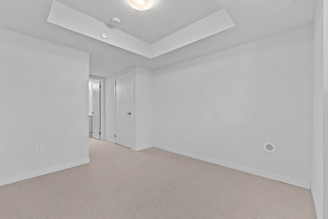 31 Honeycrisp Cres Townhouse 57