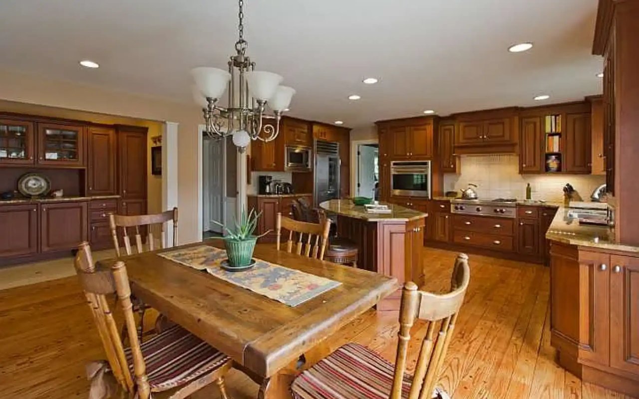 106 Cedar Glen Rd