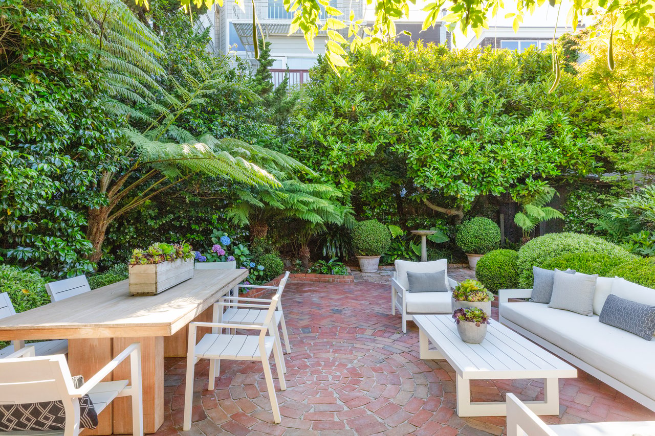 Jewel Box Home With Bridge Bay Views