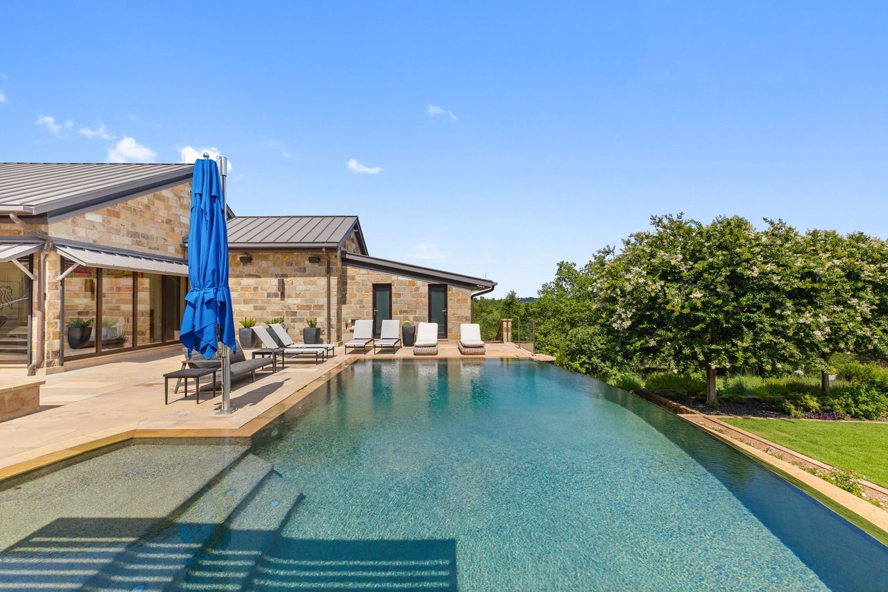 5221 Musket Cove