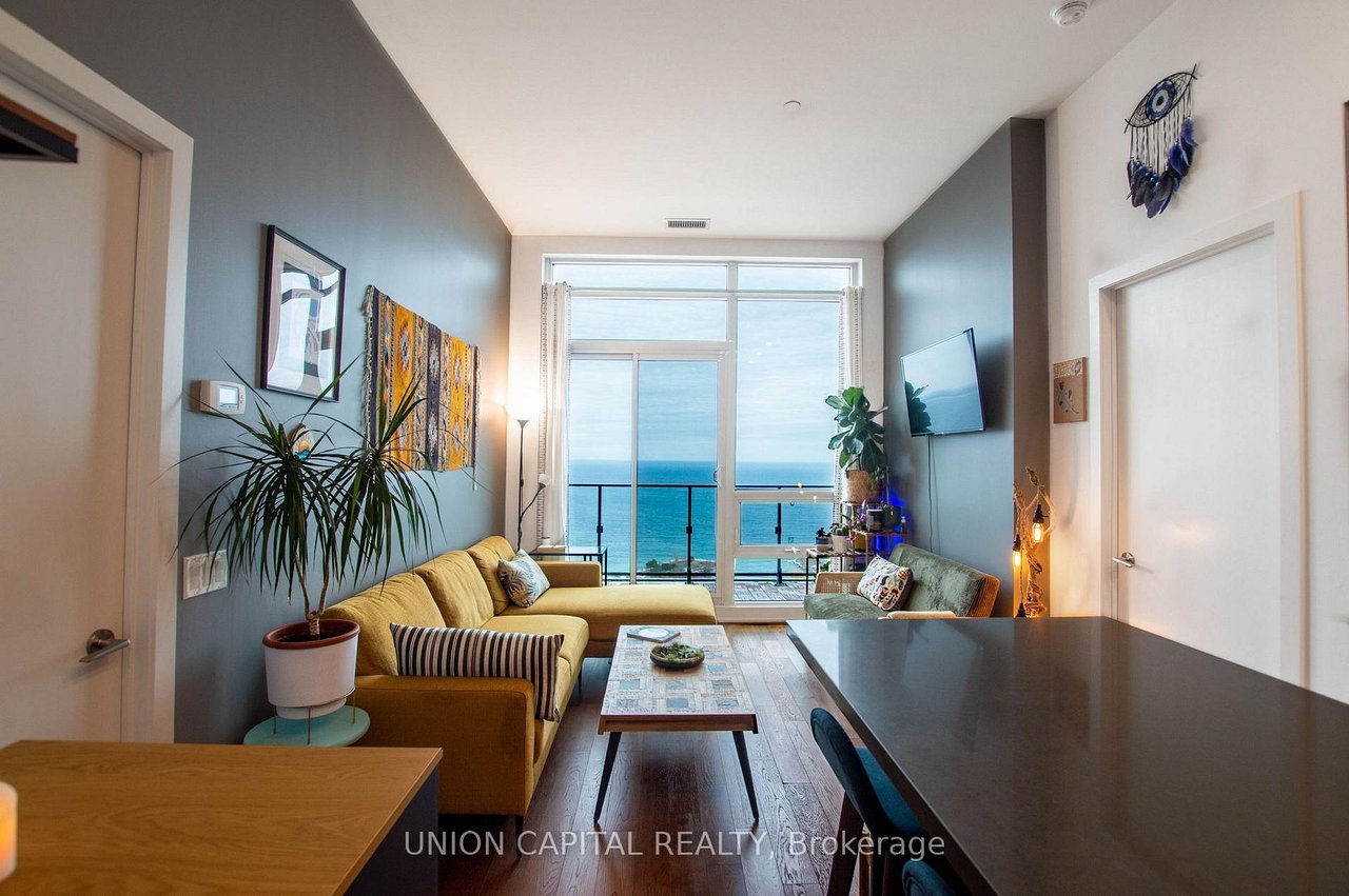 HUMBER BAY PENTHOUSE 