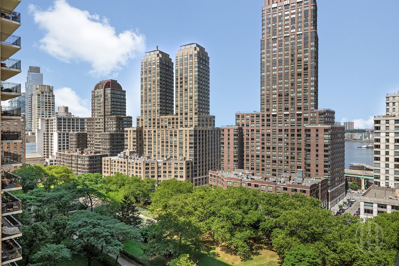 205 West End Avenue #15M