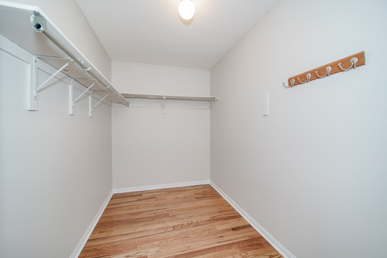 54 Horizon St
