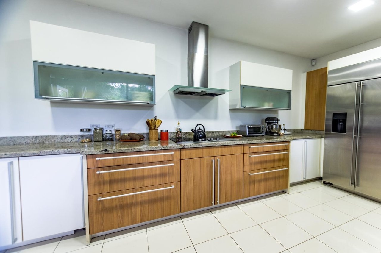 Tropical Gem In Villa Real