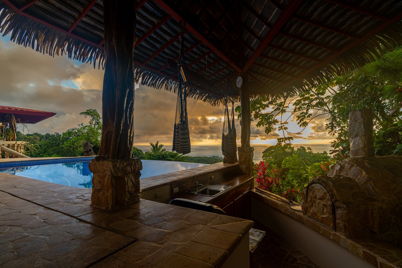 Castillo Puesta del Sol, Escalares - 