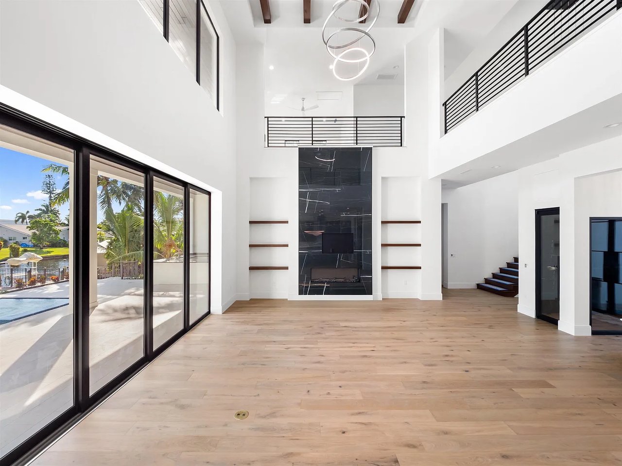 846 Cypress Lake CIR