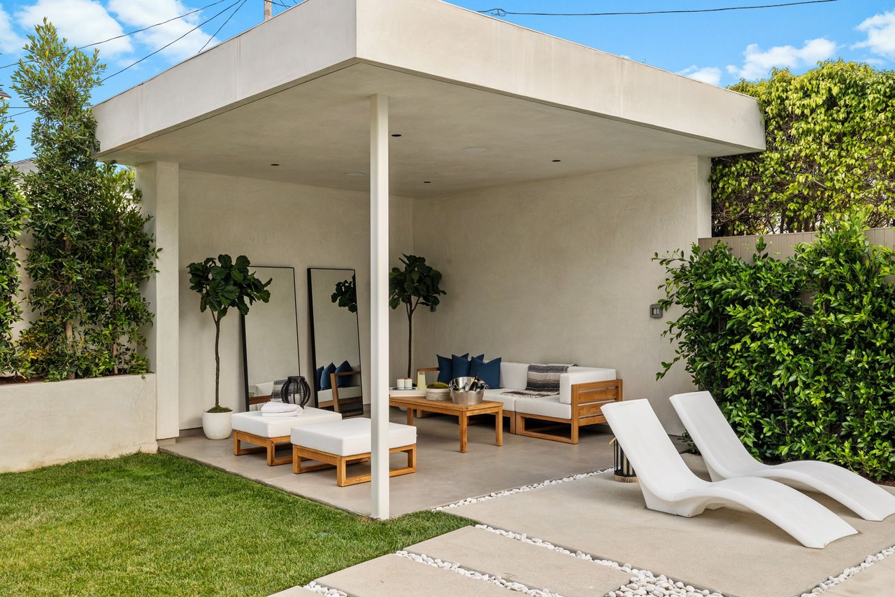 3041 Mountain View
