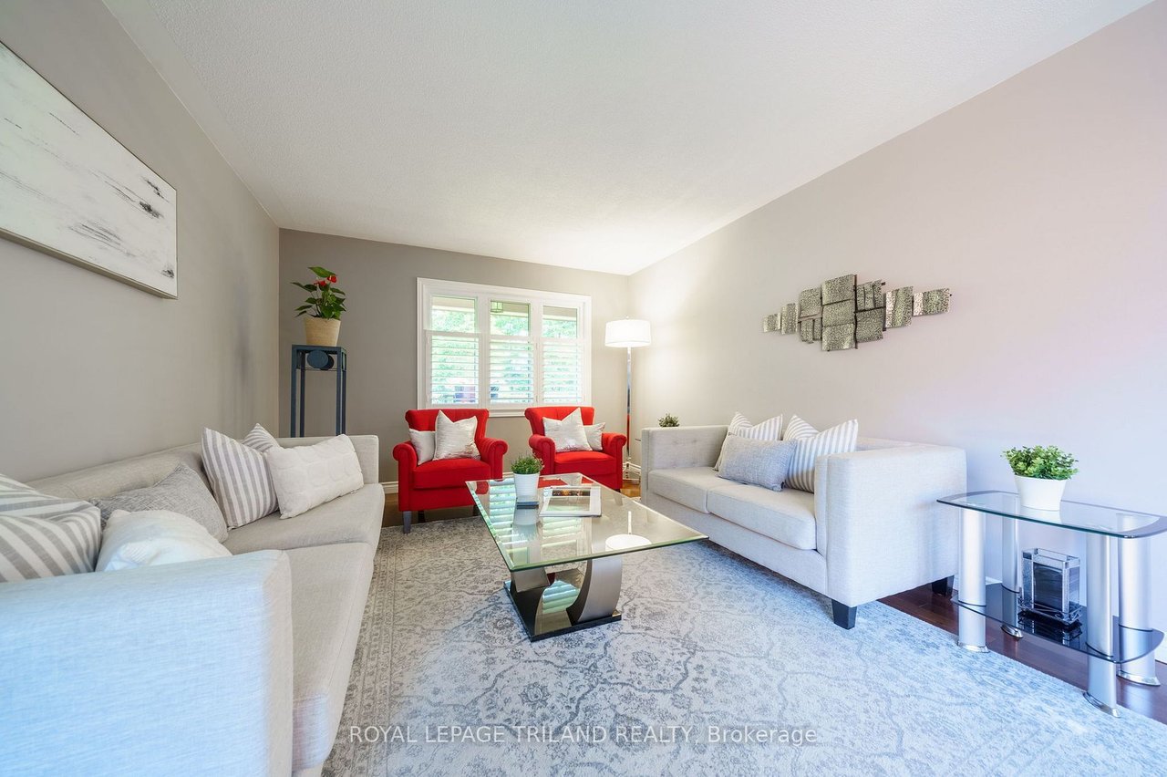 60 Rosecliffe Cres 12