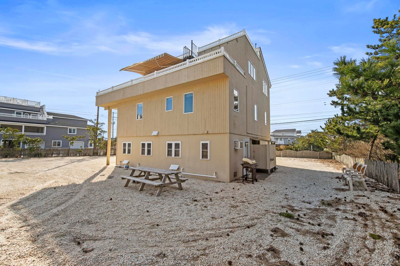 1039A Long Beach Blvd, North Beach