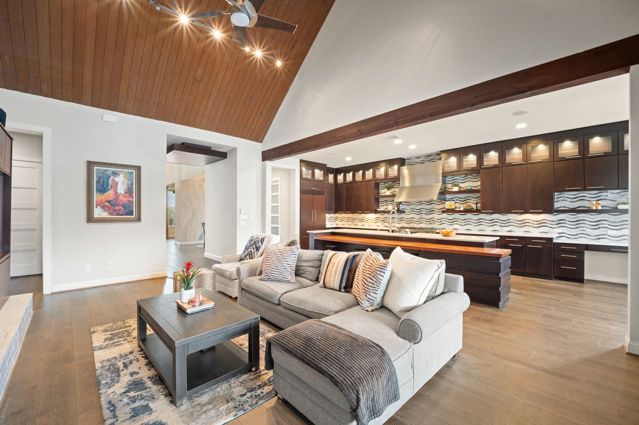 18101 Vistancia Drive