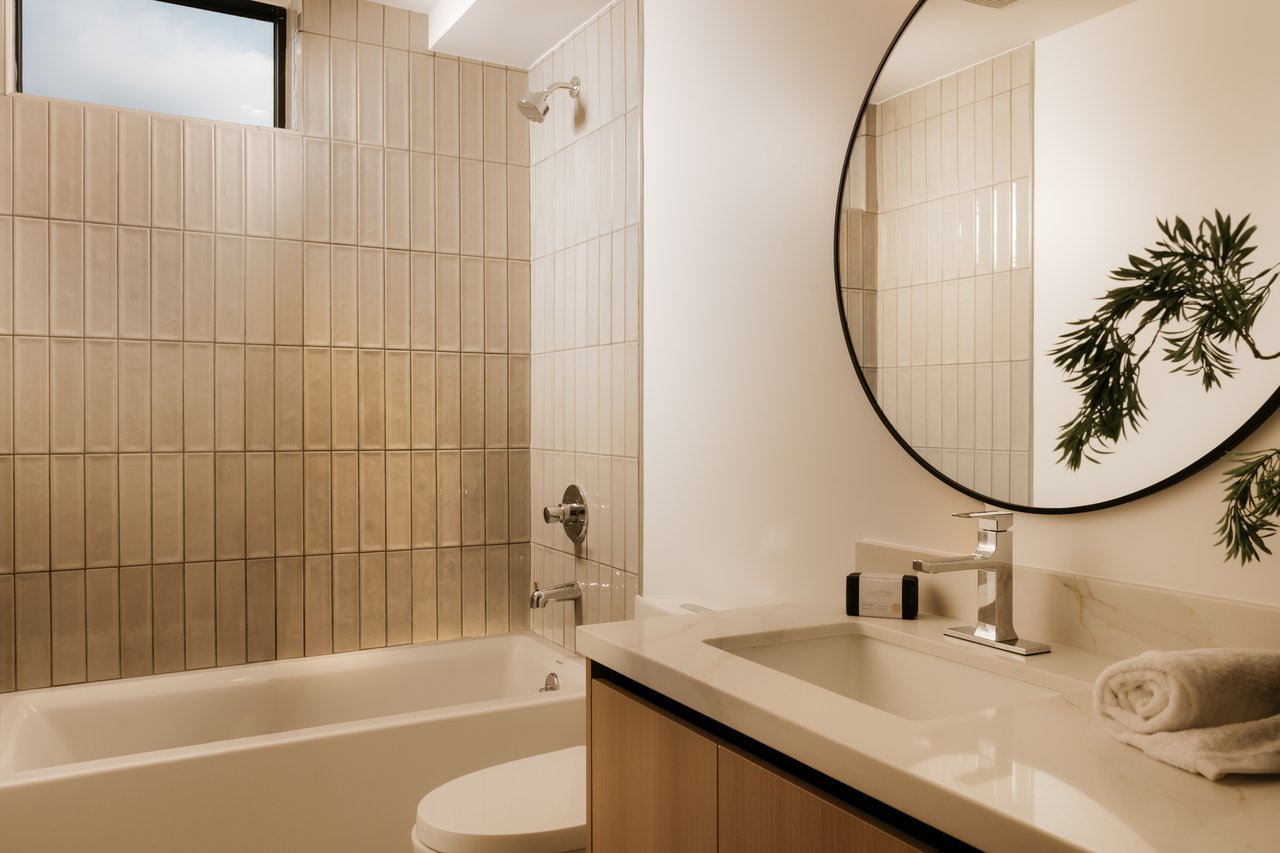 2919 Waverly Unit: 308