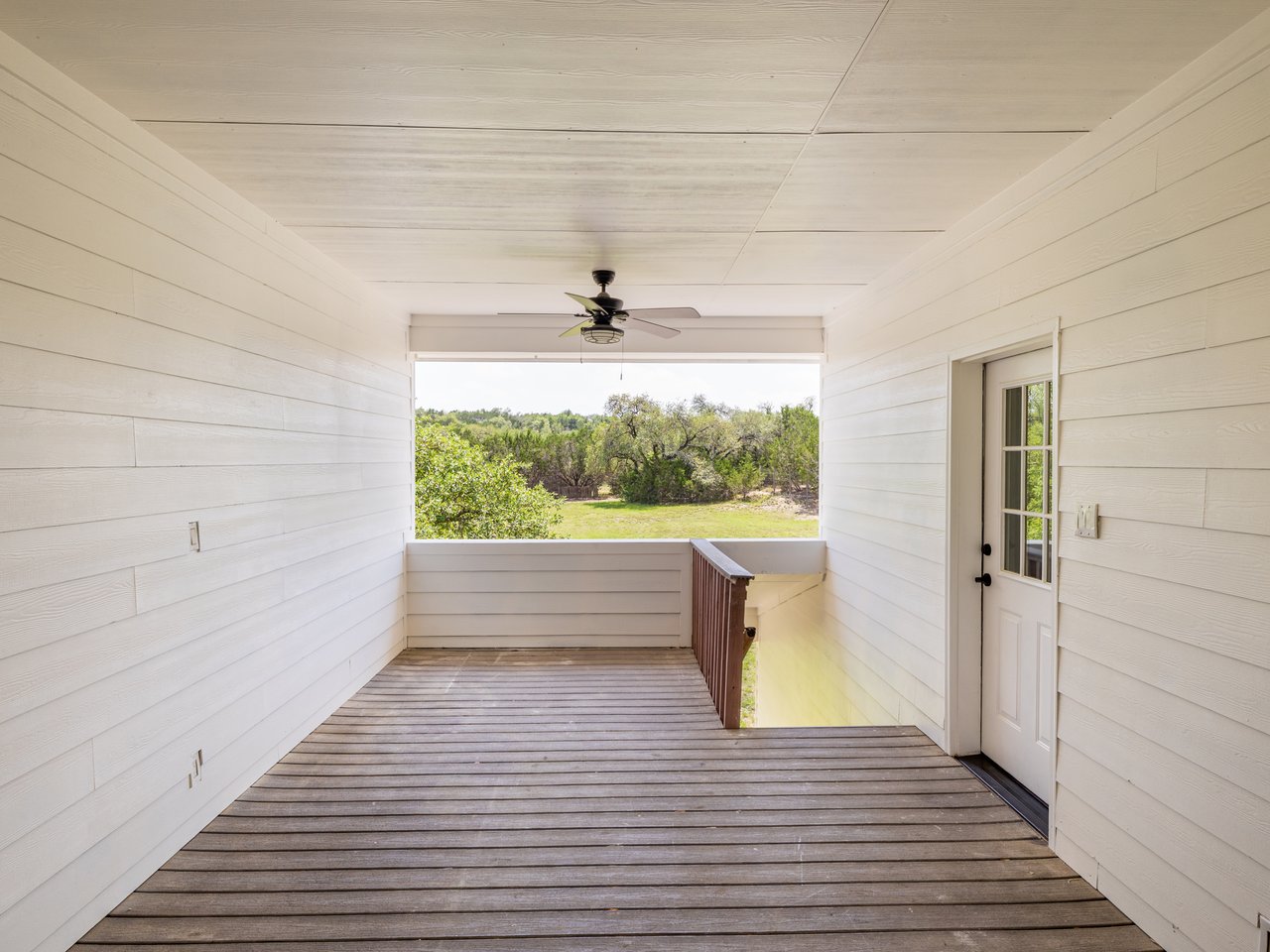 Fully Reimagined Hill Country Retreat w/ Private Guest Apartment + 3-Car Garage