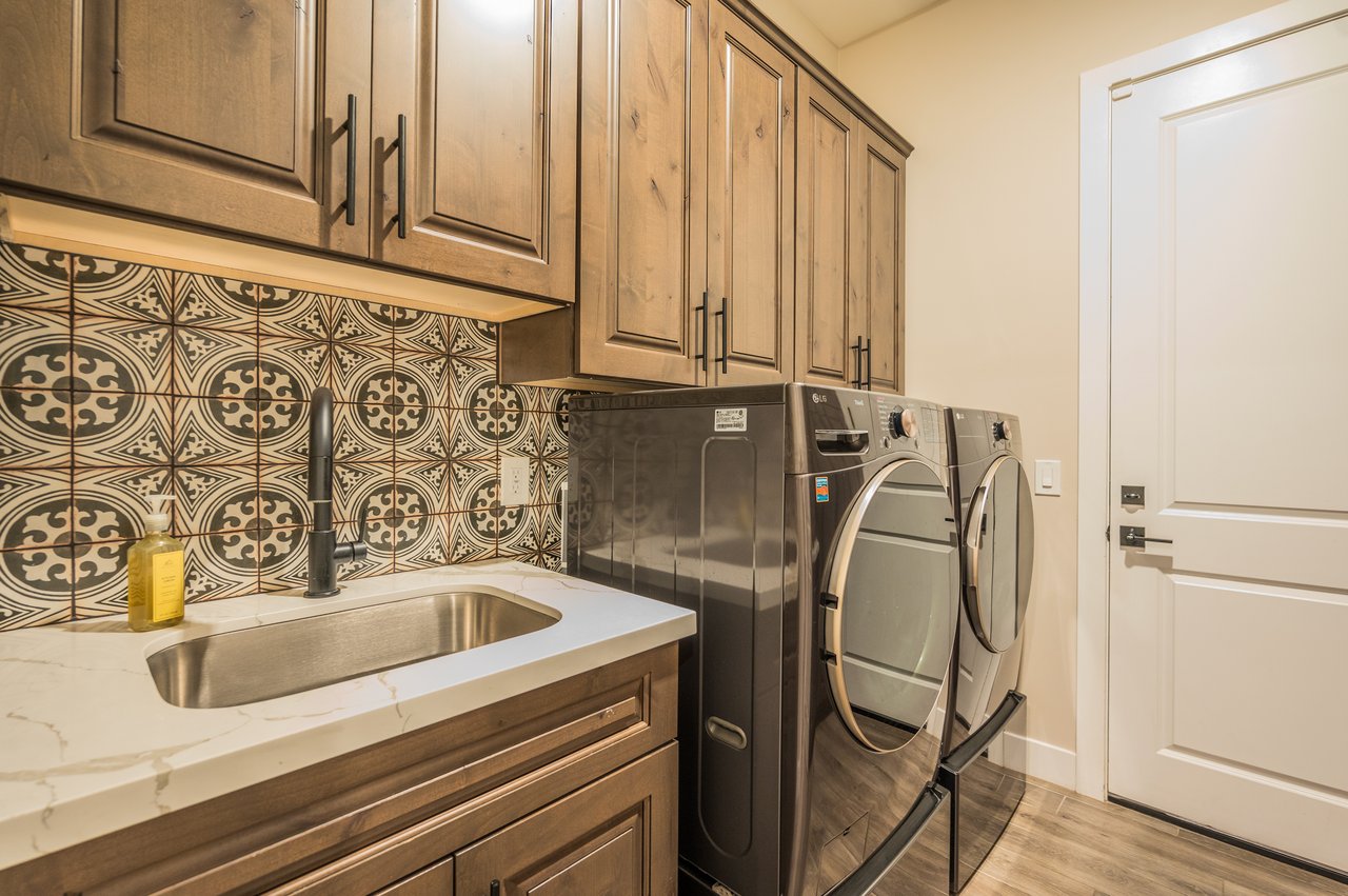 35584 N ROLLING CREEK Drive