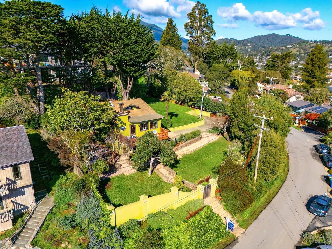 146 Morning Sun Avenue