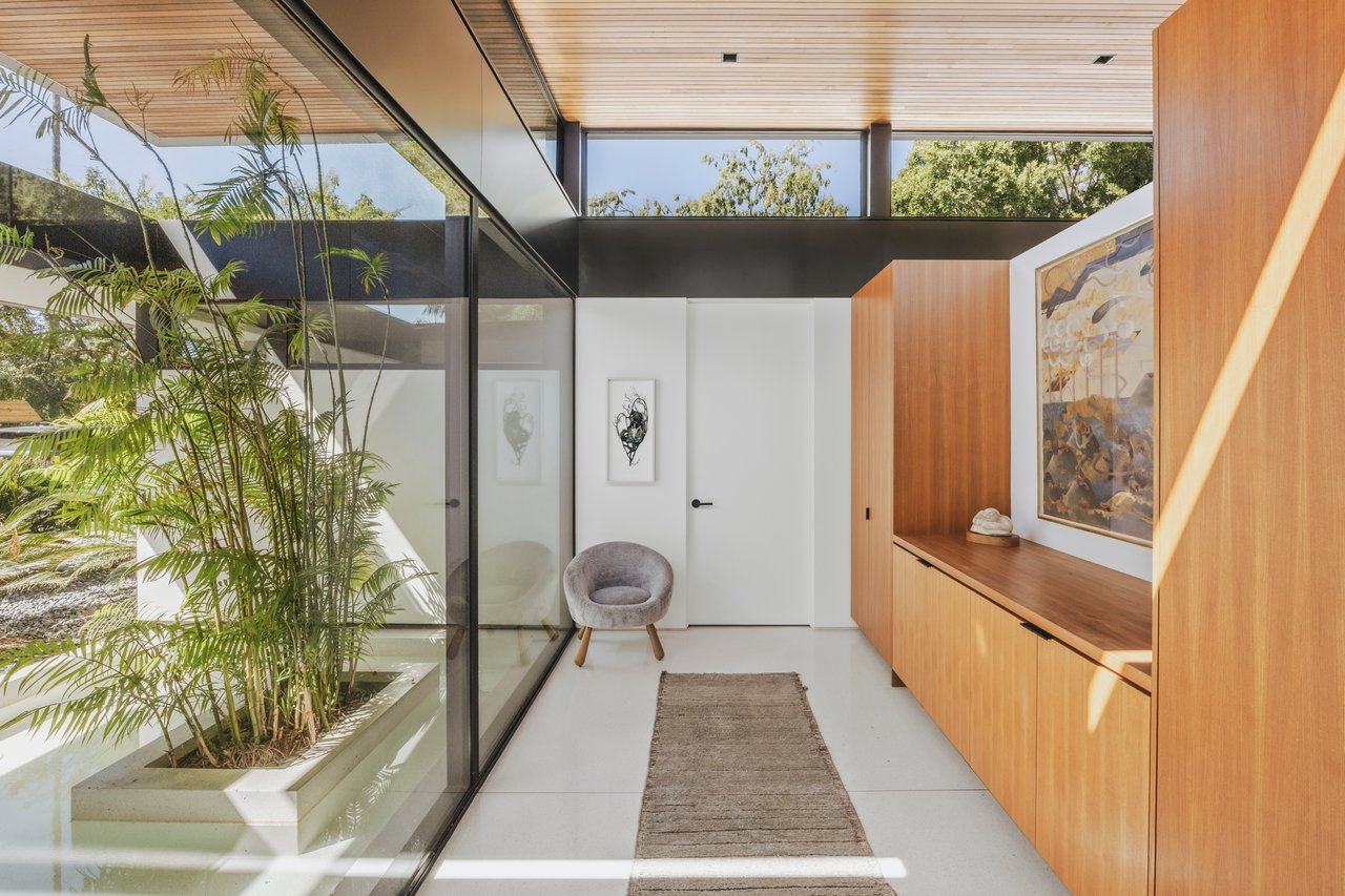 570 Evelyn Pl, Beverly Hills