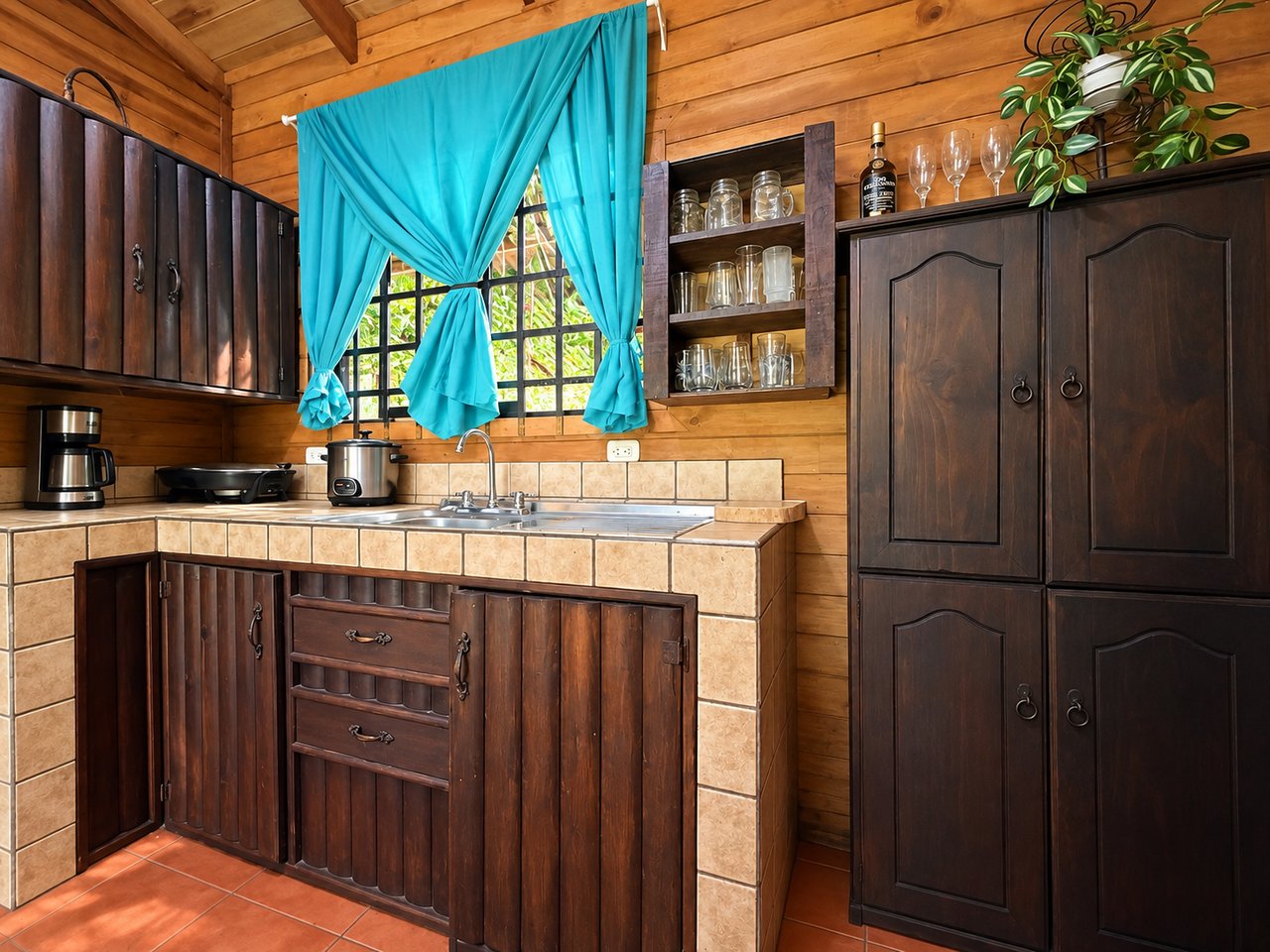Riverside Cabin in Uvita | 0.98-Acre Estate with Room to Expand