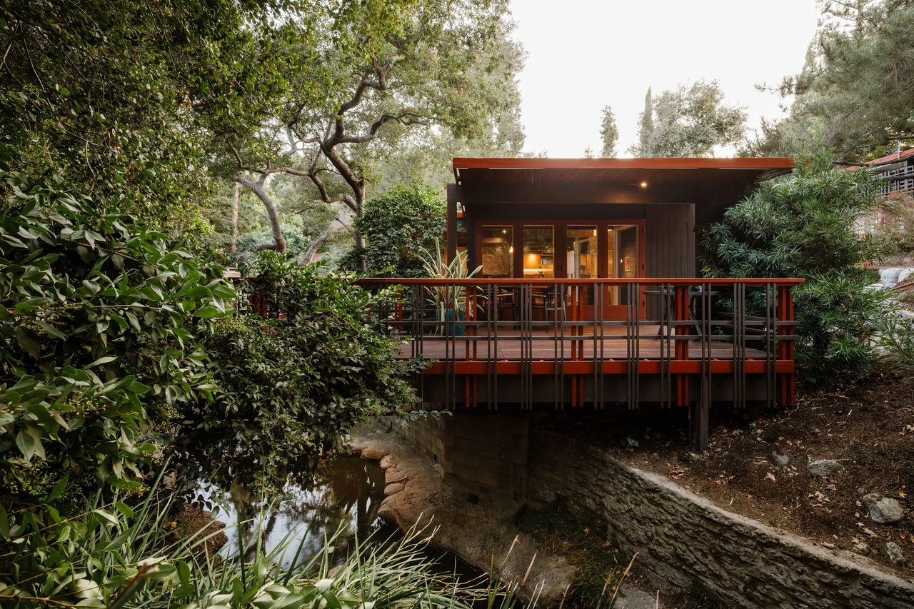 An idyllic slice of midcentury design, the 1954 Norton House has gone on the market