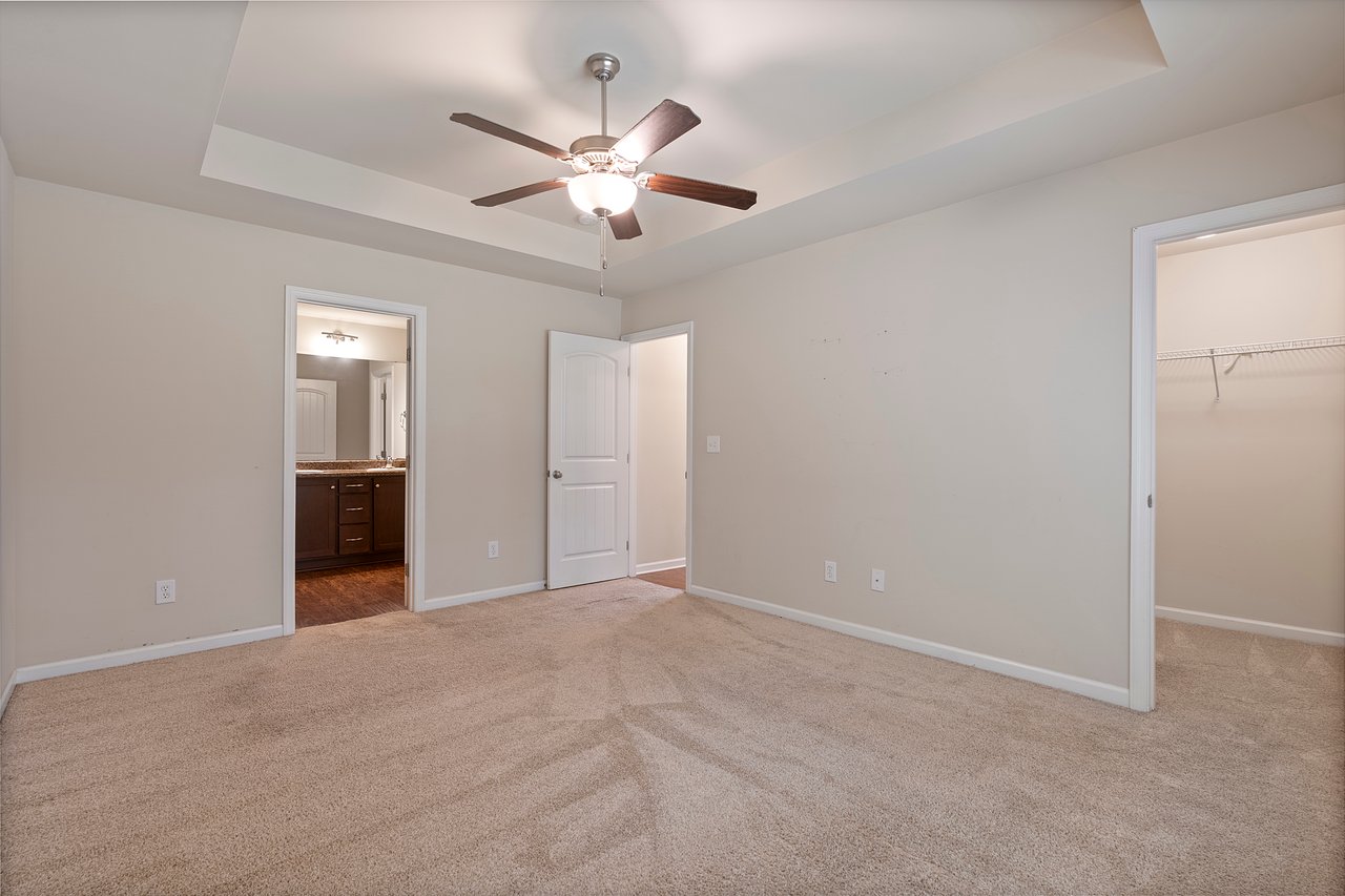 MADISON CITY SCHOOLS! Charming Home in a Great Location!