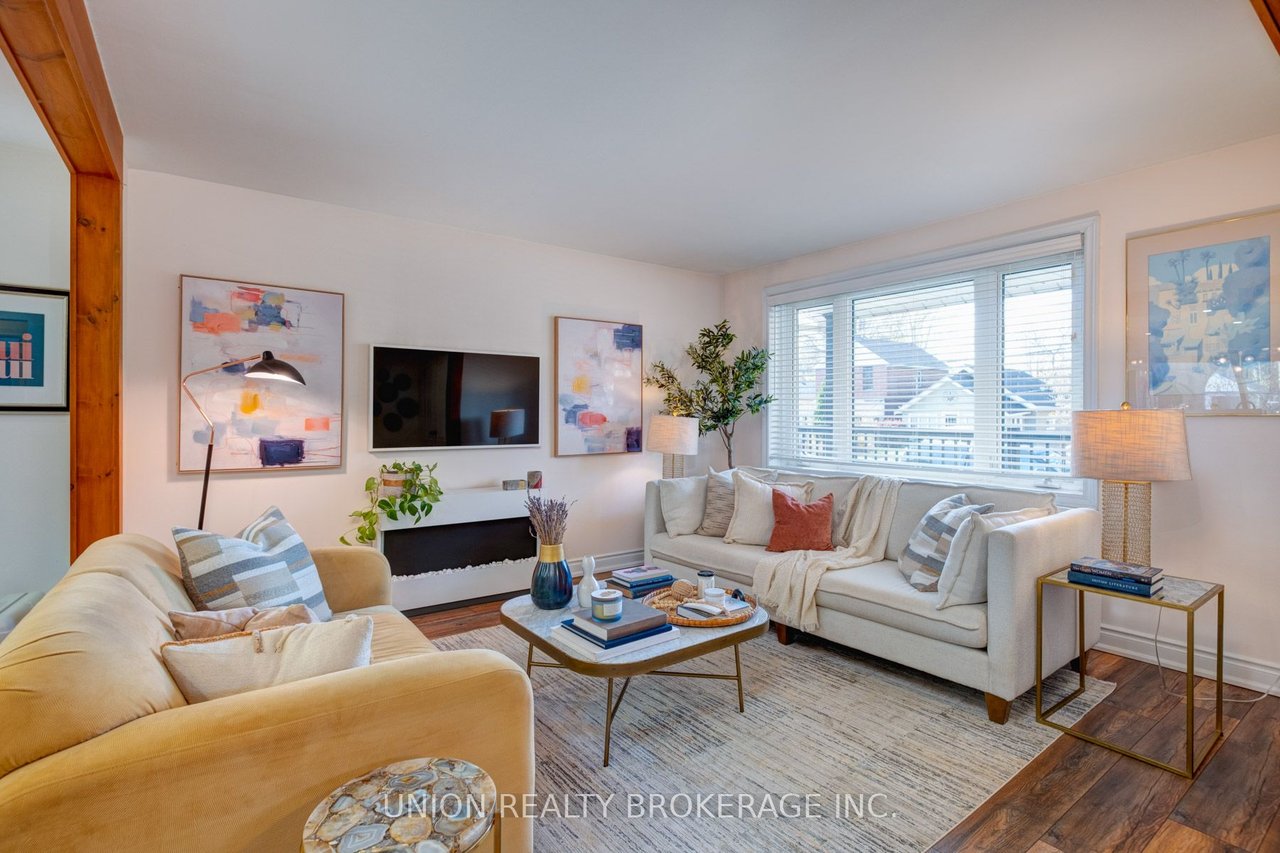 83 Eastwood Ave