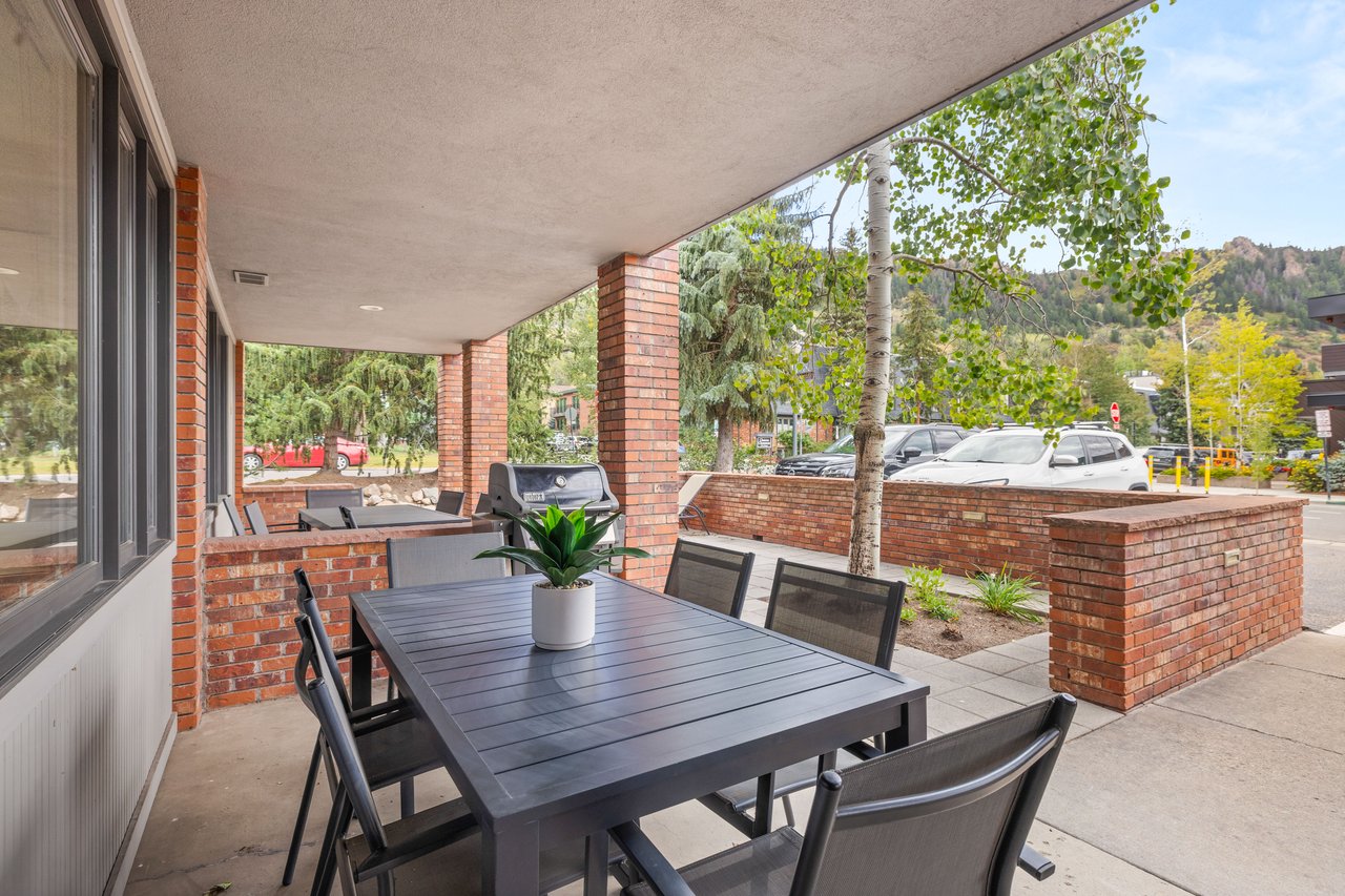 Beautifully Renovated in the Core of Aspen