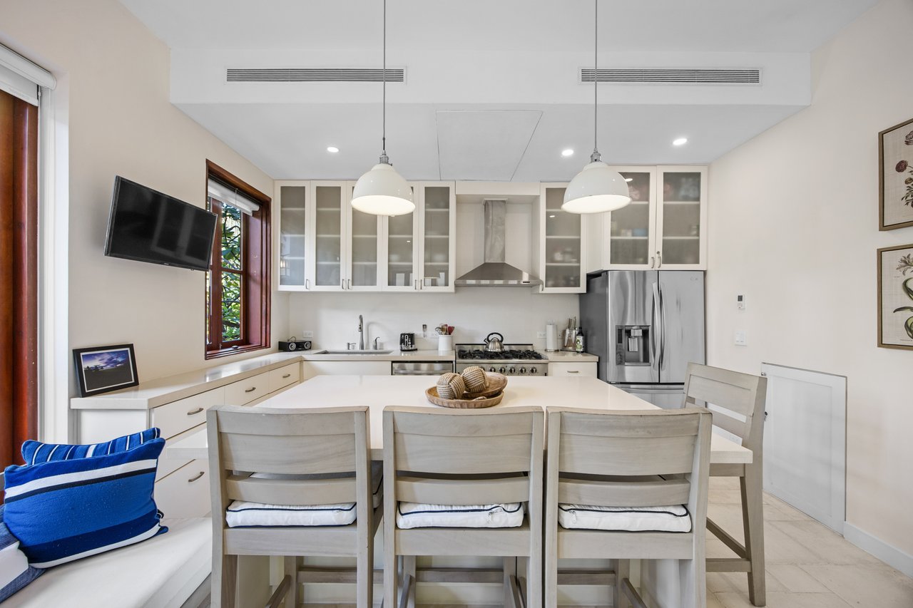 25 Paseo Del Mar | Beachfront 4BR Villa with Rooftop Terrace in Las Catalinas