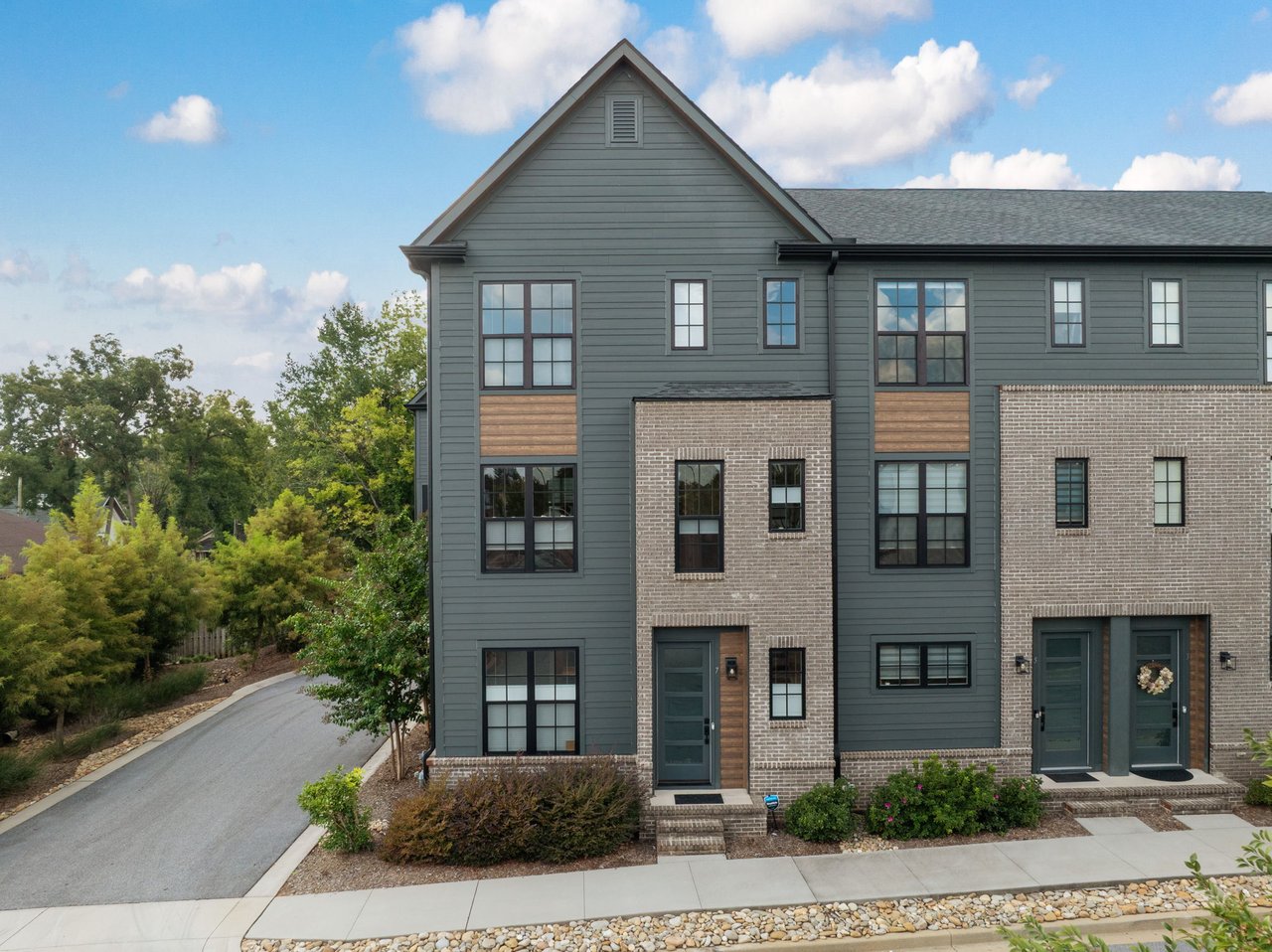 7 Hub Street, Greenville, SC 29601
