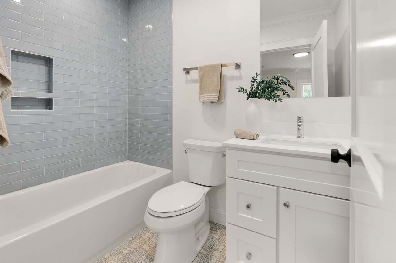 82 Deer Path Lane, Weston, MA 02493