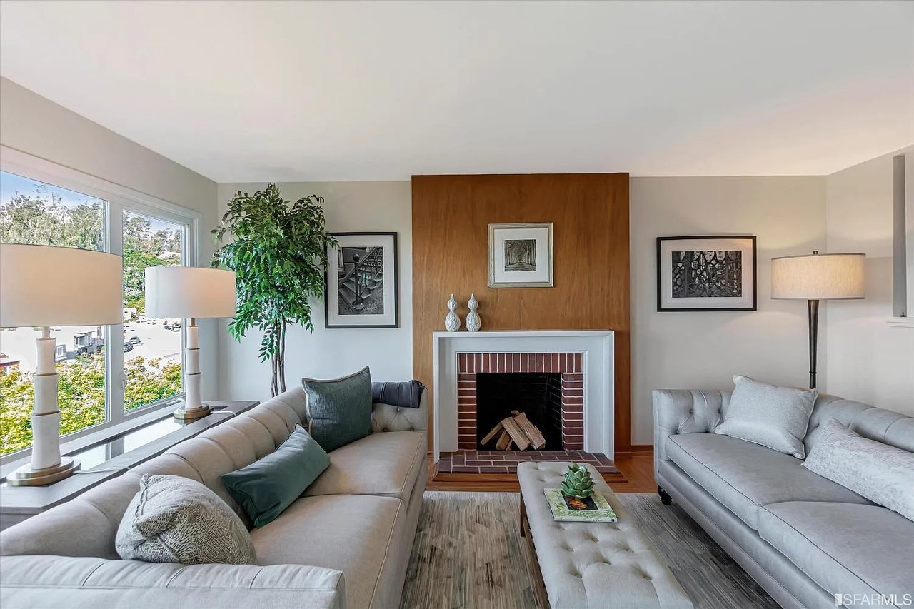 159 Skyview Way, Midtown Terrace