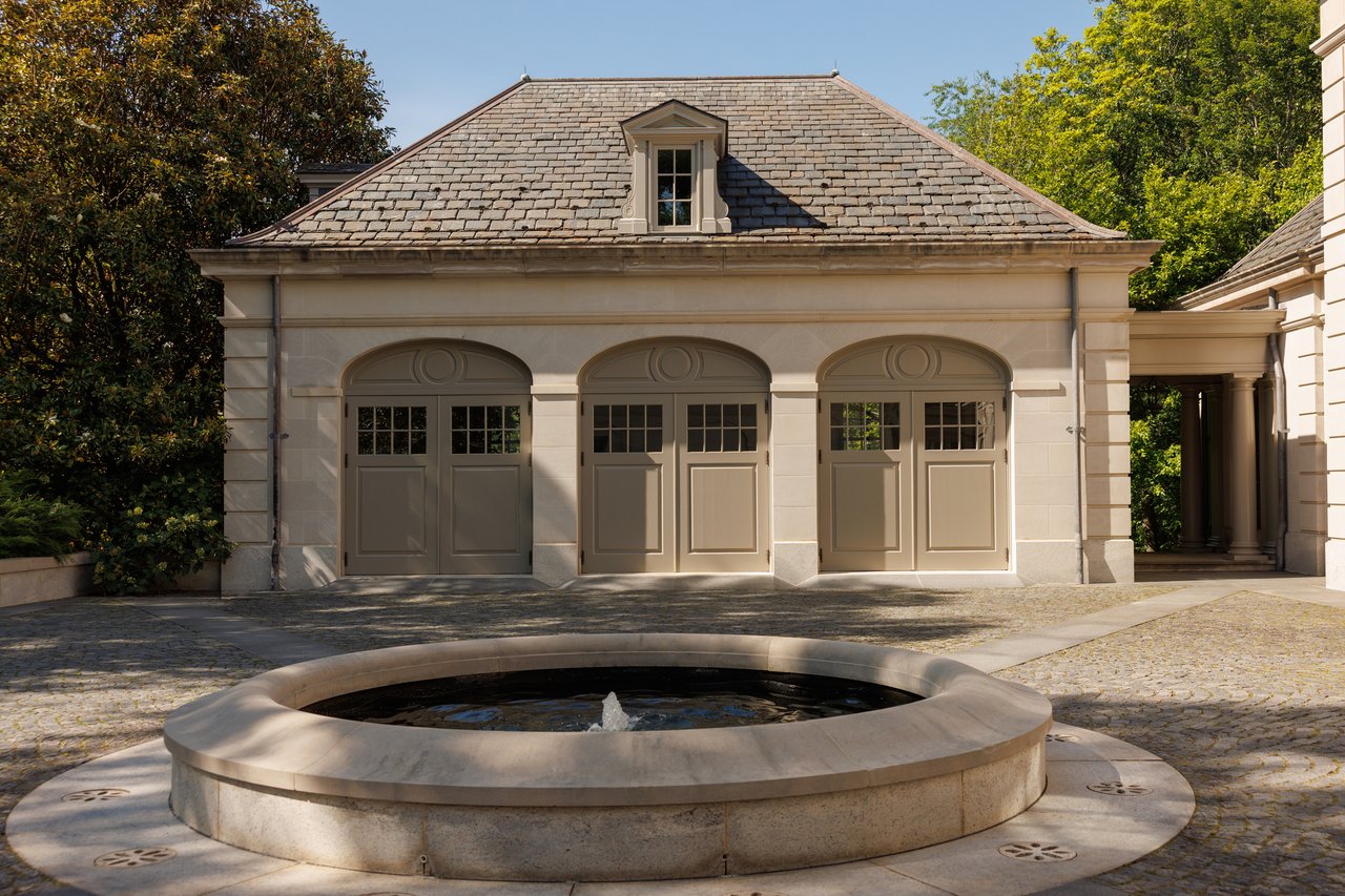Wayside Manor