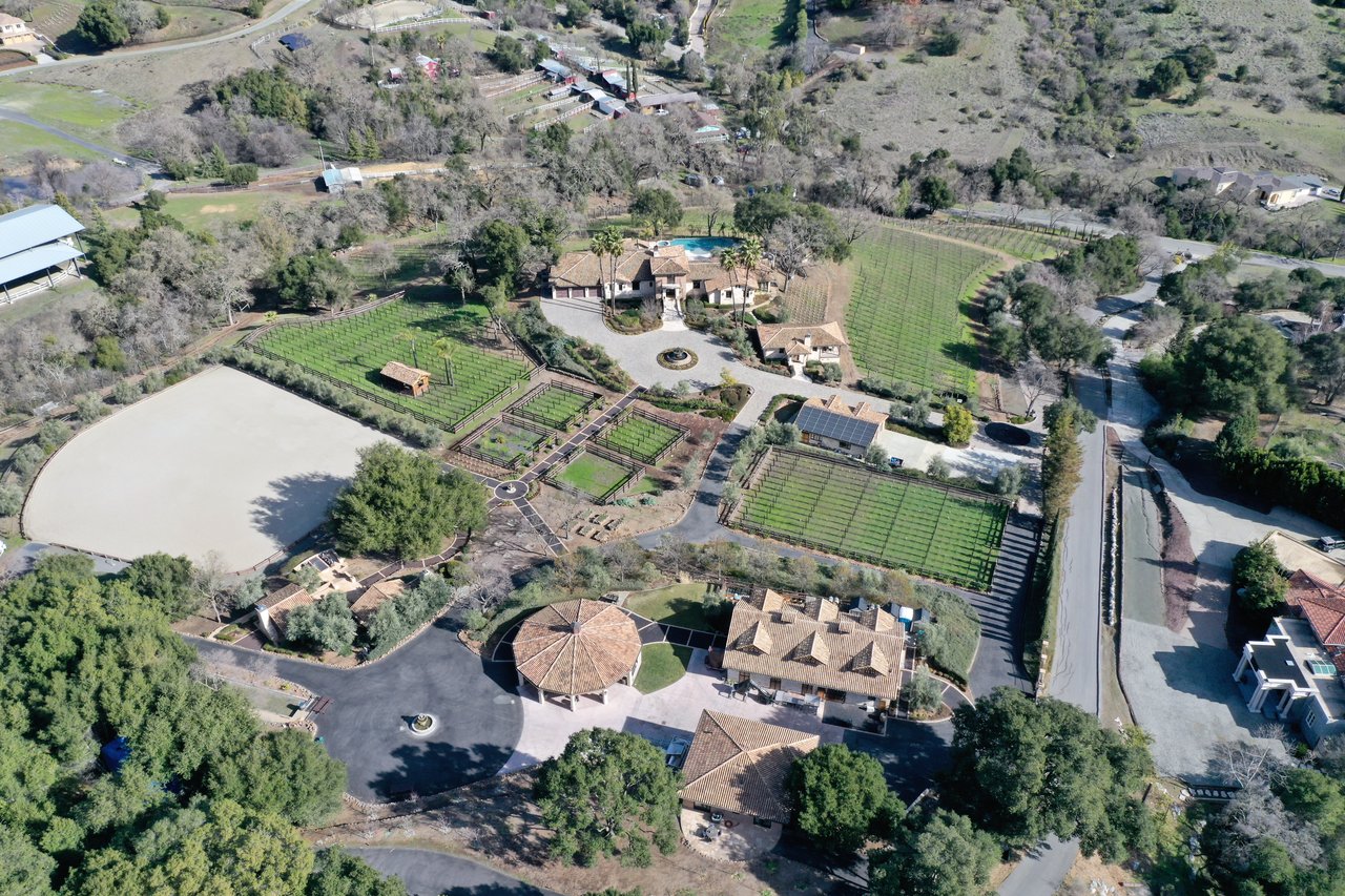 22100 Mount Eden Road