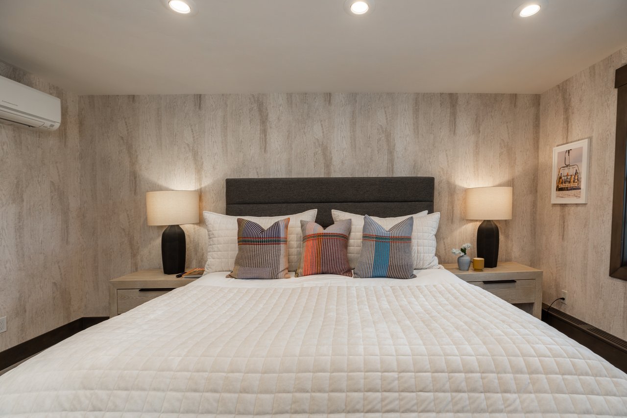 The Lodge at Vail Condominiums #406