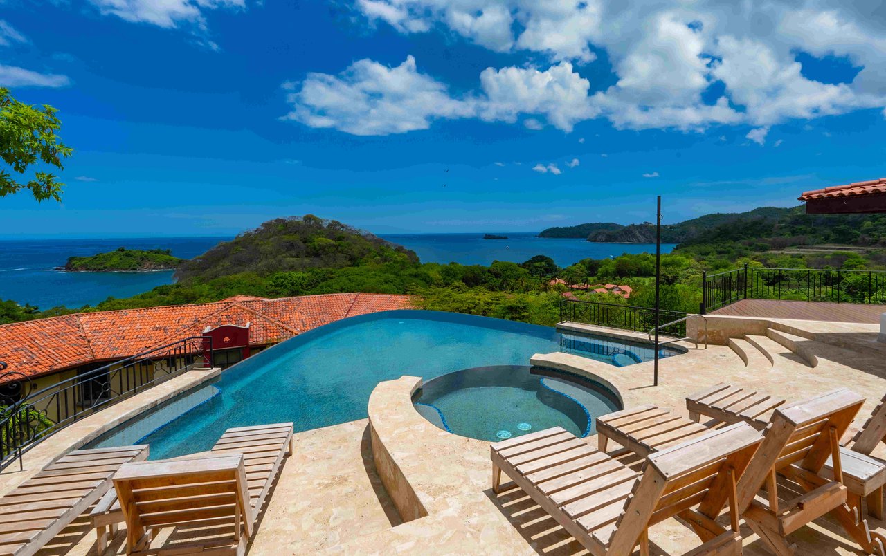 Villa Catalina 16 | Oceanview Luxury Villa in Playa Potrero