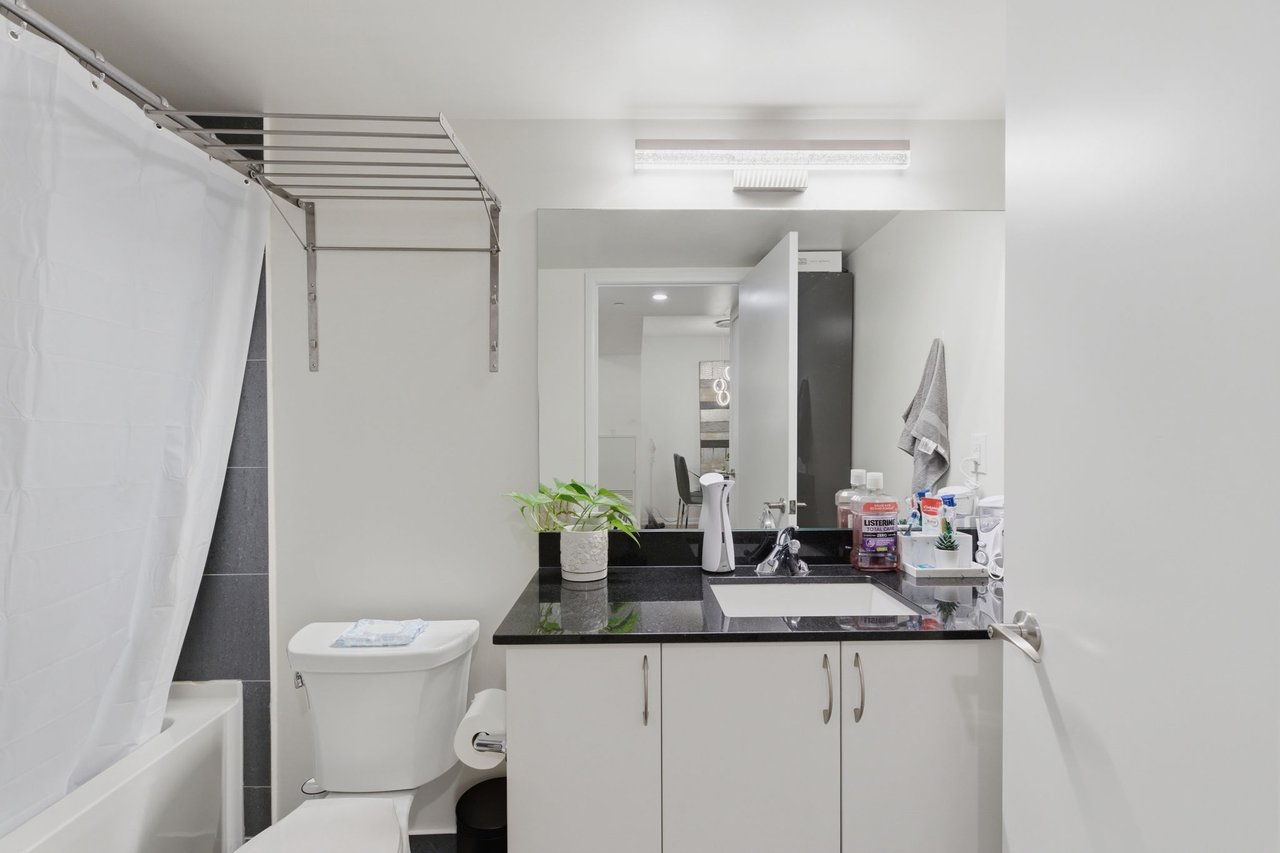 800 Lawrence Ave W Unit 304