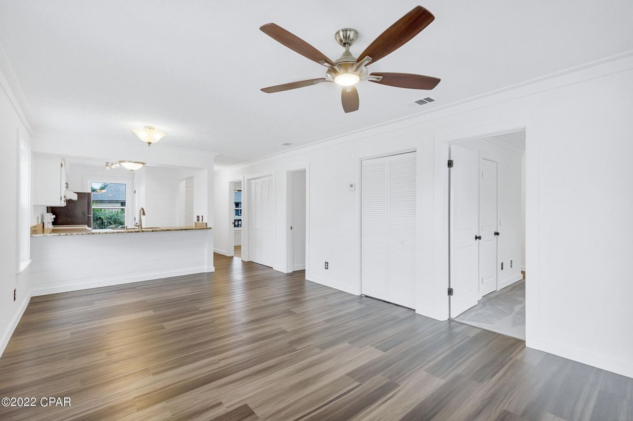 7813 N LAGOON Drive Unit 7C