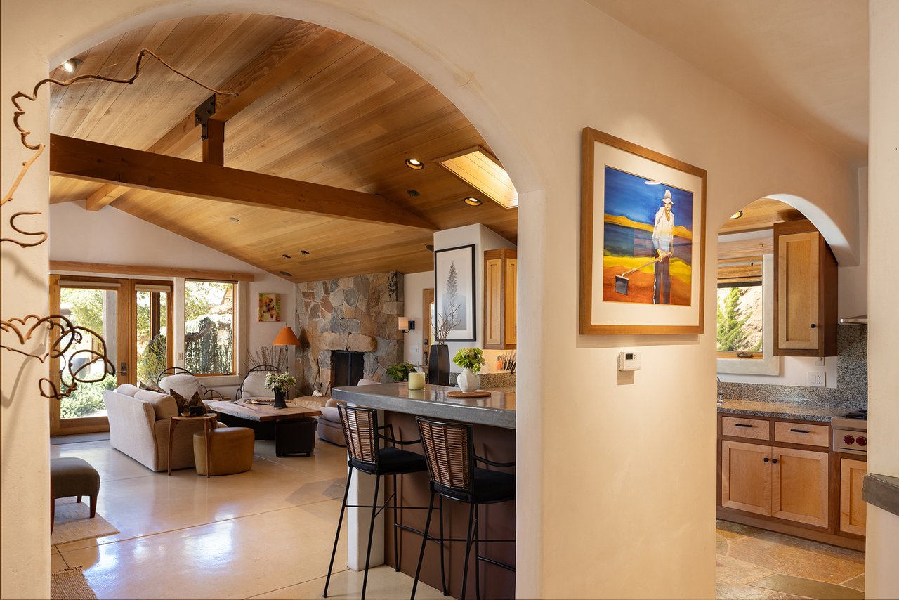 Private Hilltop Sanctuary