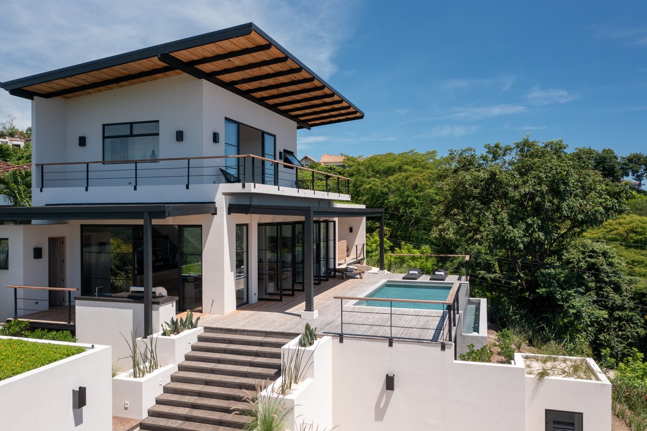 Casa Vida – Oceanview Luxury Hideaway in Tamarindo