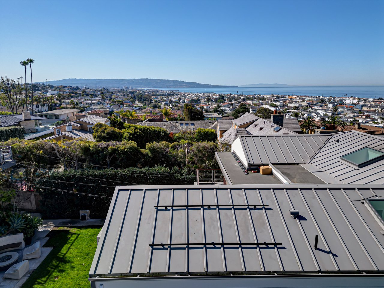 Hill Section View Home