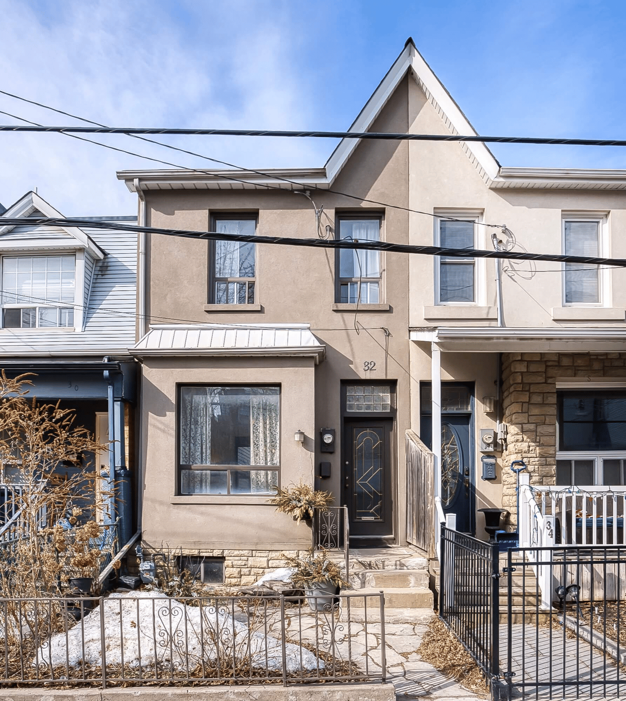 32 Tecumseth St