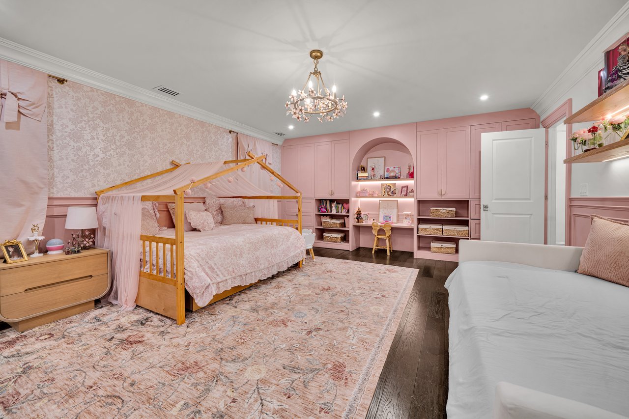 5 Abbington Way, Mendham Twp.