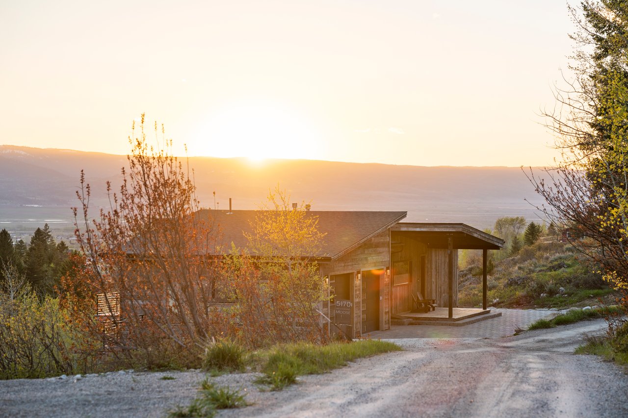 Q1 2026 Market Report cover