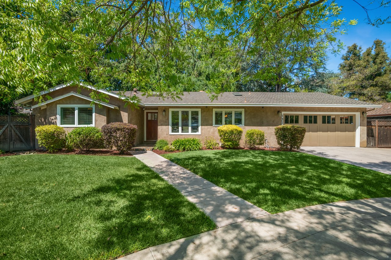 137 Fairmead LN